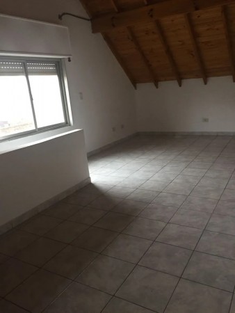 Departamento En PH Dos Ambientes Con Patio - Apto Credito