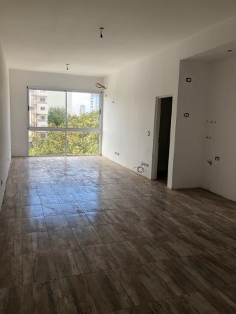 Monoambiente para uso profesional o vivienda 