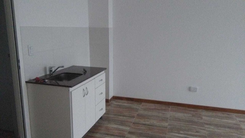 Monoambiente para uso profesional o vivienda 