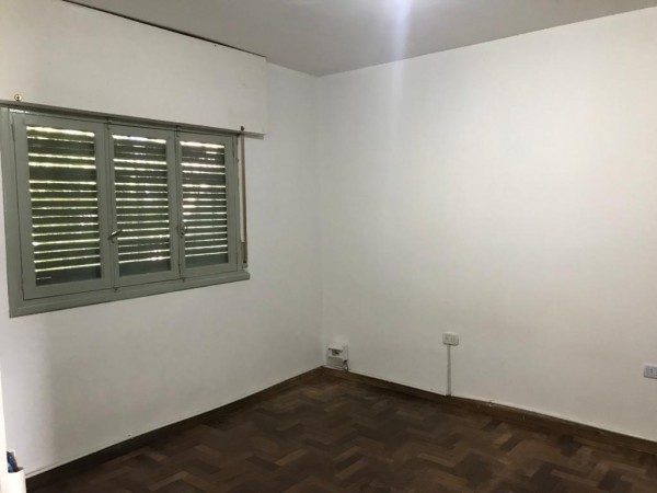 VENTA - Casa 4 ambientes con COCHERA en Jose C. Paz APTA CREDITO HIPOTECARIO BANCARIO