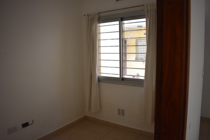 Venta Departamento 3 Ambientes En Complejo Cerrado