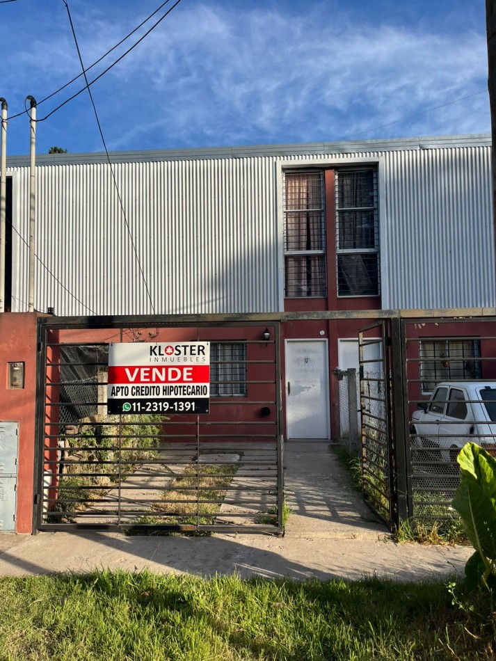 Venta Apto Credito Hipotecario Duplex Con Cochera A Metros Ruta 8 Polo Sanitario