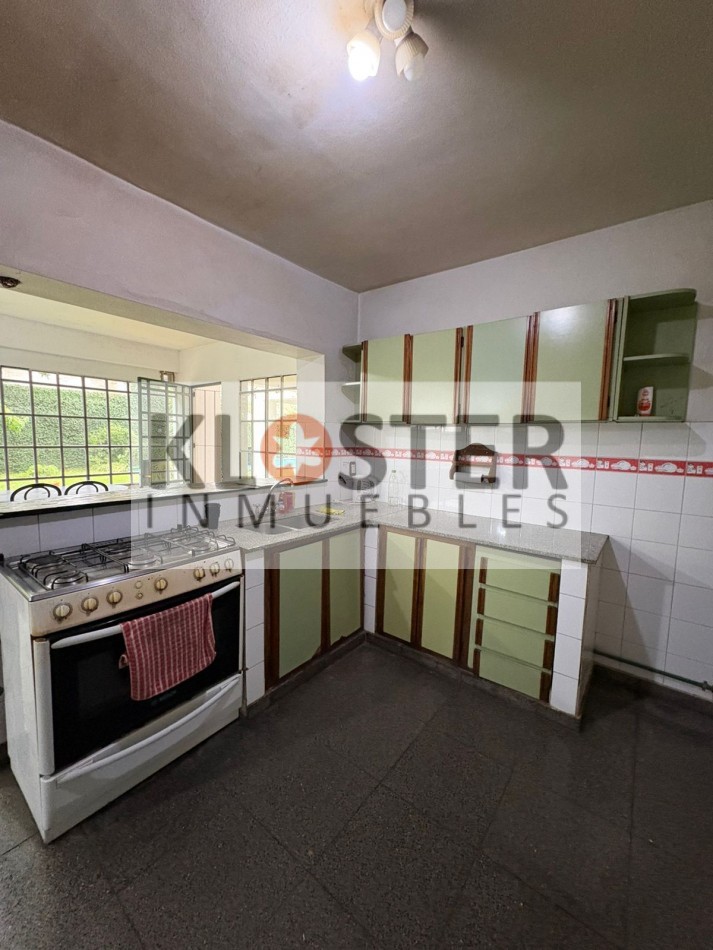 Gran Casa 6 Dormitorios - En 3 Lotes Con Piscina Bella Vista