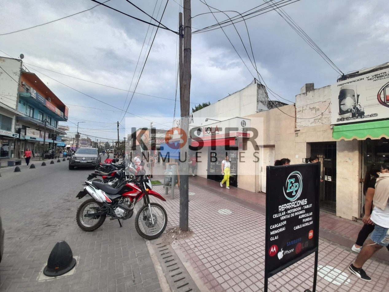 VENTA IMPORTANTE INMUEBLE SOBRE ARTERIA PEATONAL y VEHICULAR CENTRO GRAND BOURG