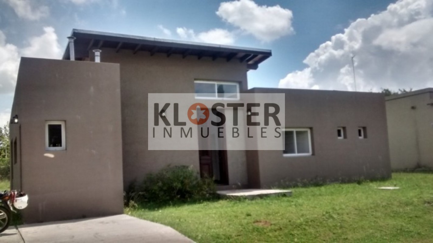 VENTA HERMOSA CASA en Manzanares Chico Pilar