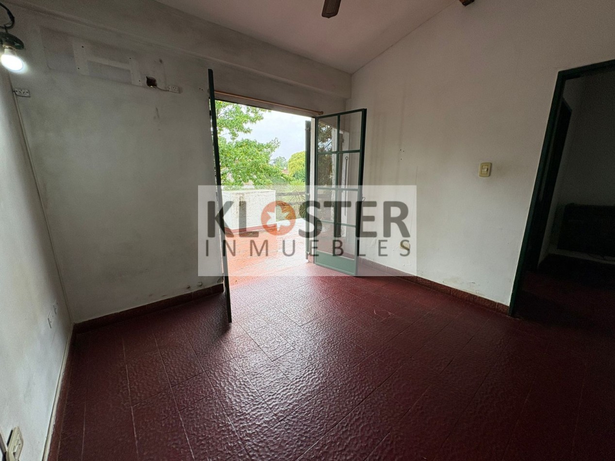 Gran Casa 6 Dormitorios - En 3 Lotes Con Piscina Bella Vista