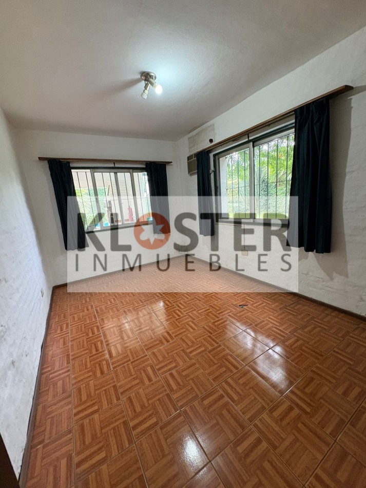 Gran Casa 6 Dormitorios - En 3 Lotes Con Piscina Bella Vista