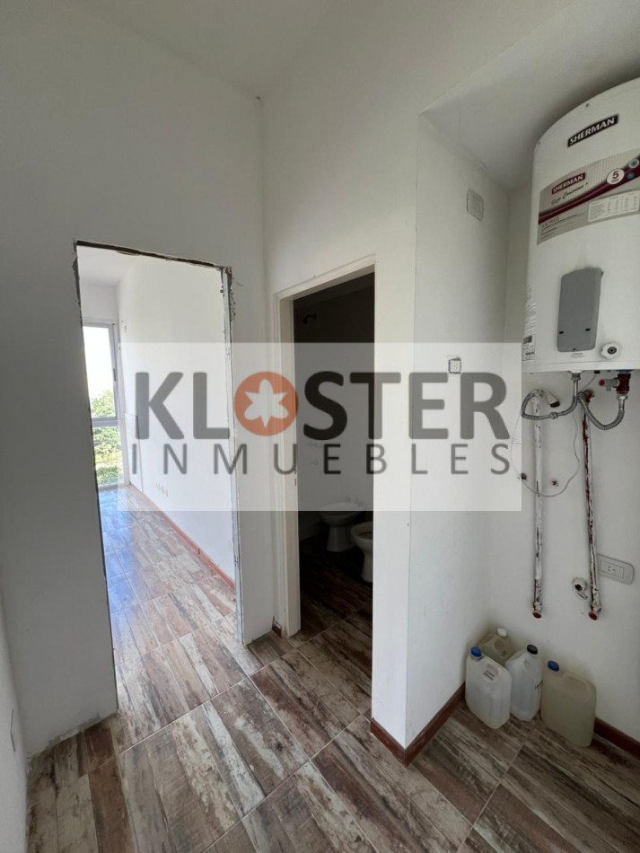 Venta Luminoso Departamento Grande 2 Ambientes 45 M2