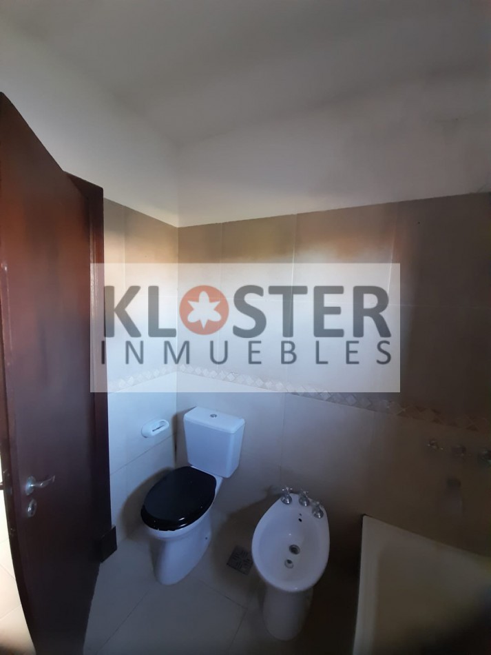 VENTA HERMOSA CASA en Manzanares Chico Pilar