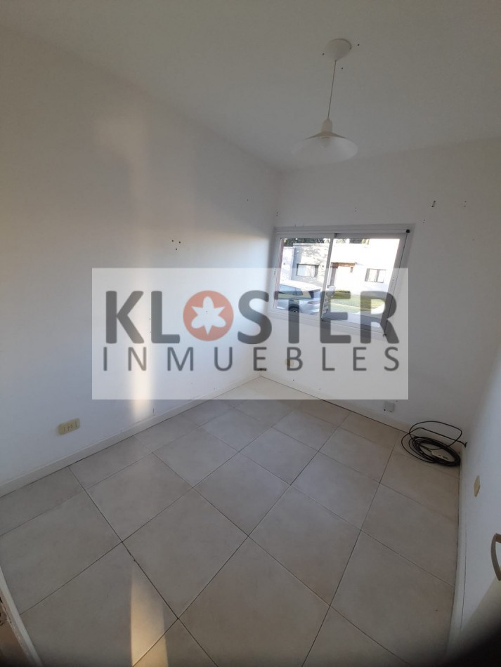 VENTA HERMOSA CASA en Manzanares Chico Pilar