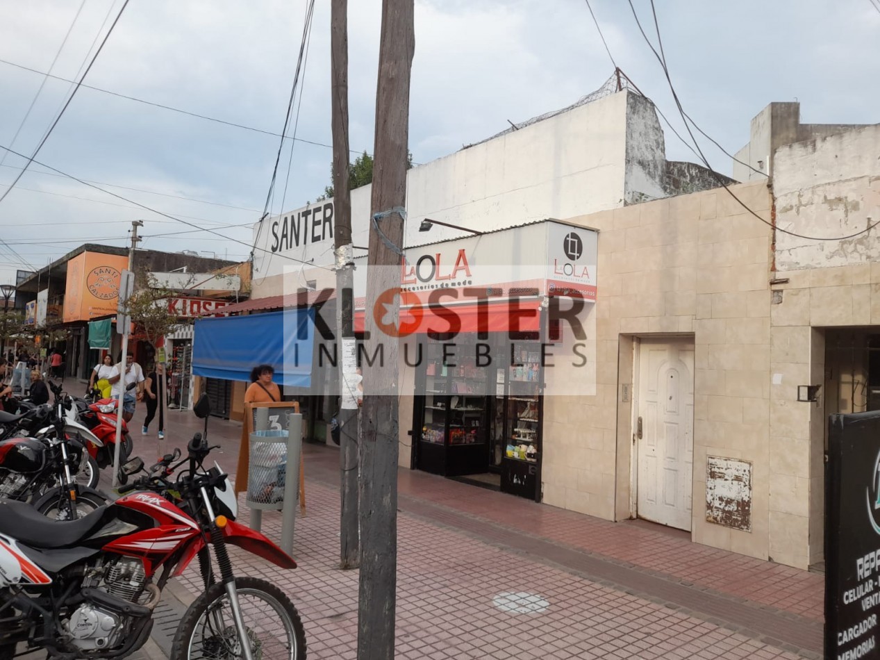 VENTA IMPORTANTE INMUEBLE SOBRE ARTERIA PEATONAL y VEHICULAR CENTRO GRAND BOURG