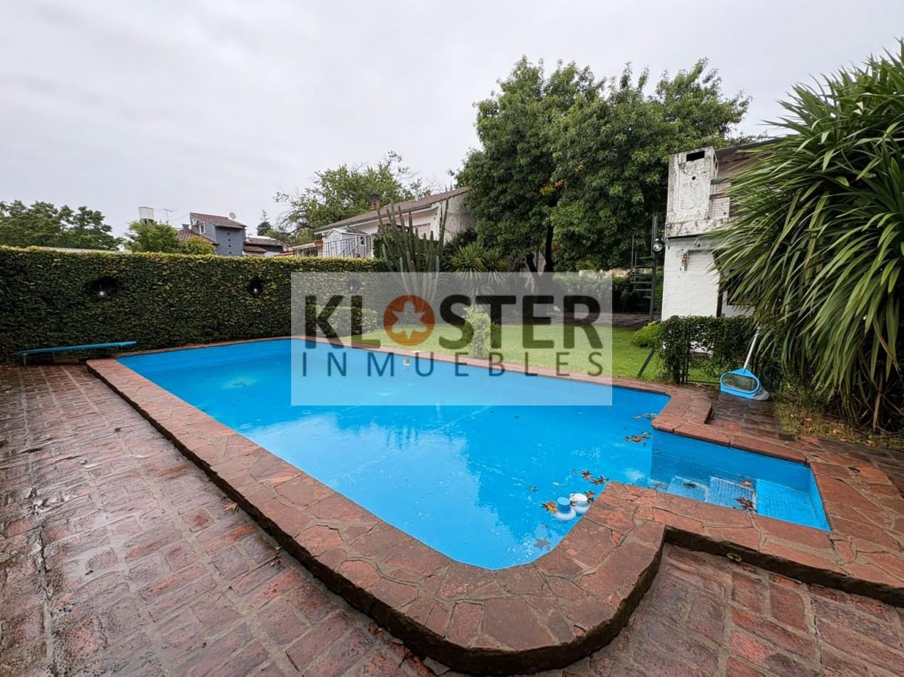 Gran Casa 6 Dormitorios - En 3 Lotes Con Piscina Bella Vista