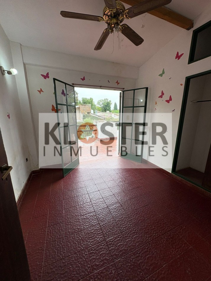 Gran Casa 6 Dormitorios - En 3 Lotes Con Piscina Bella Vista